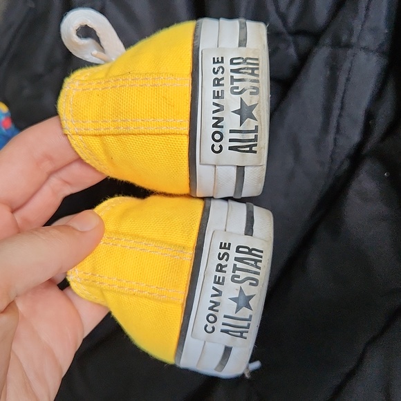 Yellow Converse - Picture 2 of 2